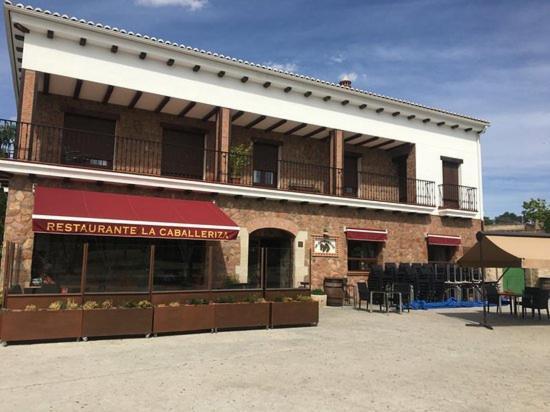 Hostal La Caballeriza Мальпартида-де-Касерес Экстерьер фото