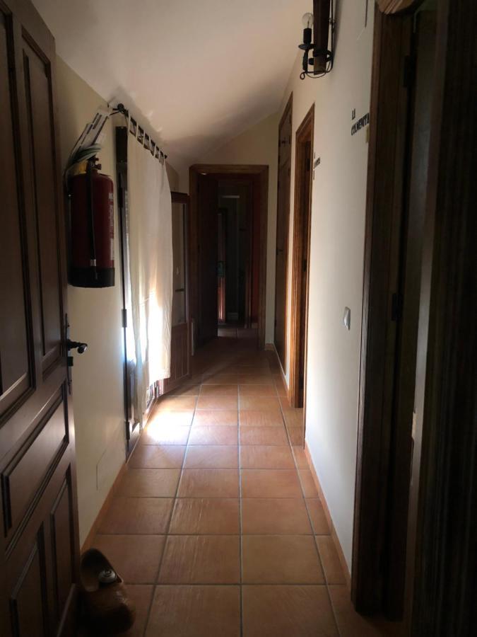 Hostal La Caballeriza Мальпартида-де-Касерес Экстерьер фото